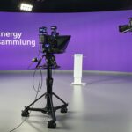 Teleprompter bei der Hauptversammlung von Siemens Energy 2025