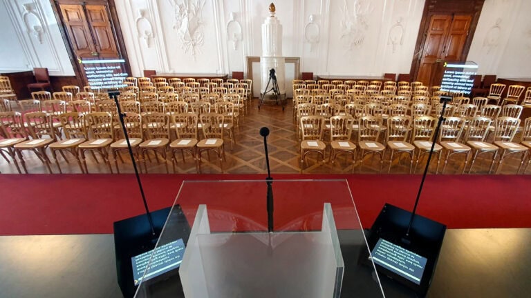 Presidential Teleprompter bei einer Rede in Salzburg